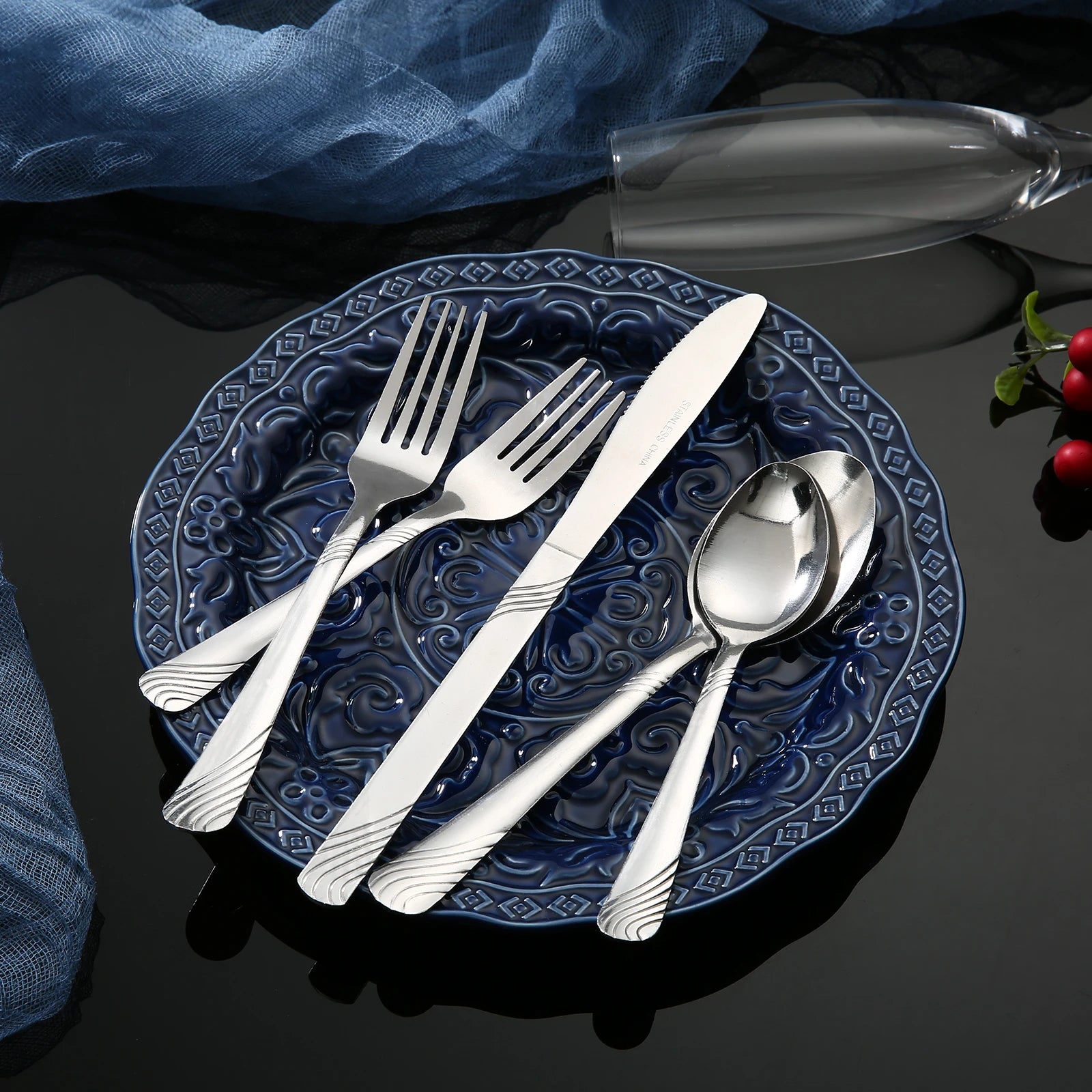 Stainless Steel Flatware Dinnerwear Set - 48 Pcs